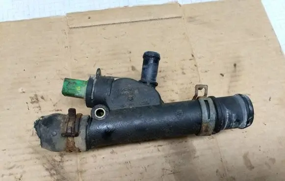 Seat Cordoba (6K) Thermostat/thermostat housing