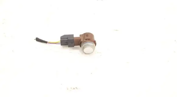 Ford Focus Parking PDC sensor JU5T-15C868-ACW