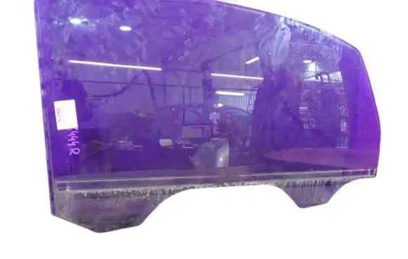 Peugeot 1007 Front door window glass four-door 