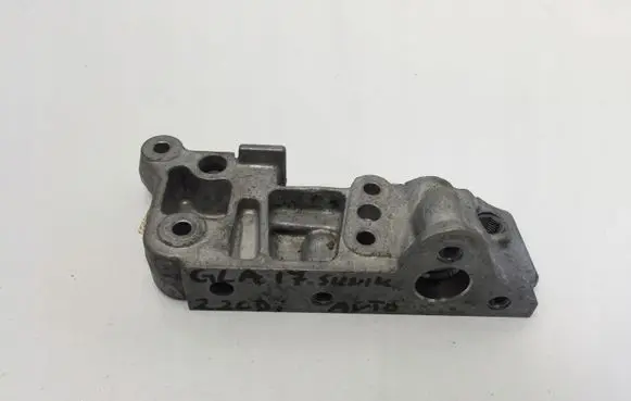 Mercedes-Benz GLA W156 Engine mounting bracket A6512200607