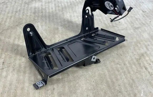 BMW 7 F01 F02 F03 F04 Sound amplifier holder/bracket 9153135 23310110