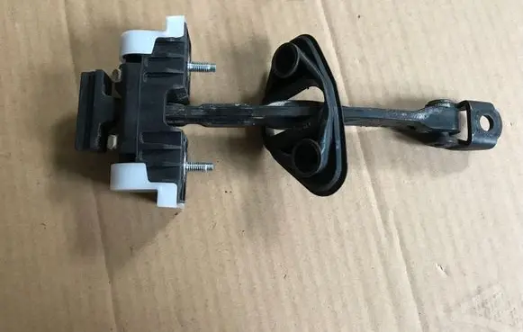 Opel Insignia A Front door check strap stopper 13229021