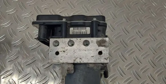 Toyota Auris 150 ABS Pump 4454002060