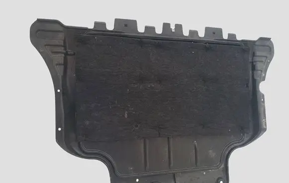 Skoda Superb B8 (3V) Engine splash shield/under tray 3Q0825236D