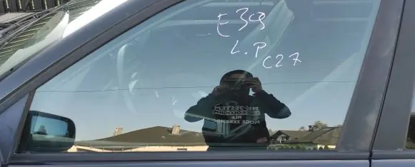 BMW 5 E39 Sliding door window/glass 