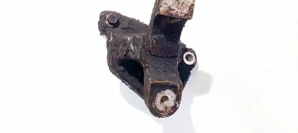 Honda CR-V Engine mounting bracket swab