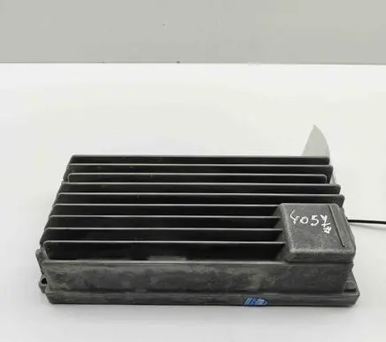 Audi A5 8T 8F Sound amplifier 8F1035223