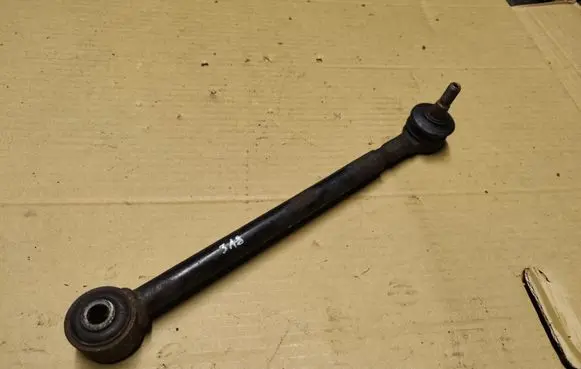 Chrysler PT Cruiser Rear upper control arm/wishbone 