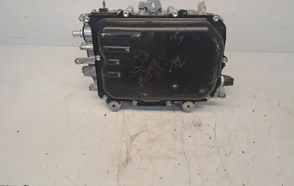 Toyota Yaris Voltage converter inverter G920052033
