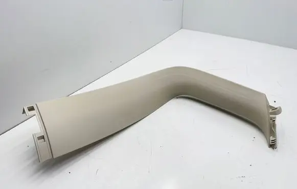 (D)pillar trim (top)