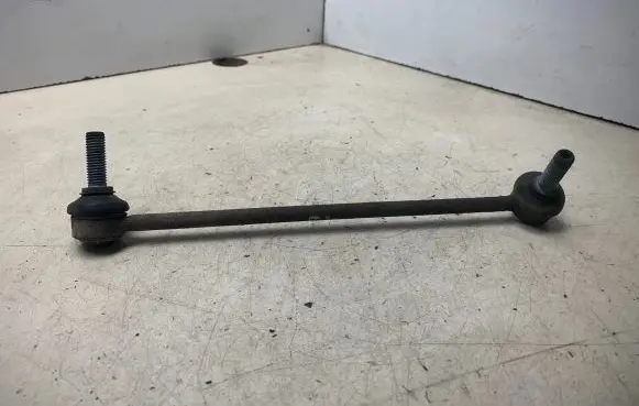 Front anti-roll bar/stabilizer link