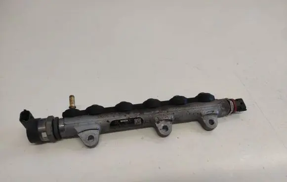 Fuel main line pipe