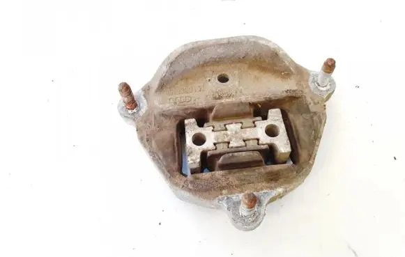 Audi A5 8T 8F Engine mount bracket 8k0399115bk 8k0399151