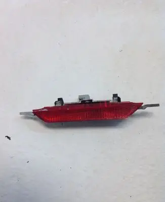 Toyota Yaris Third/center stoplight 52023