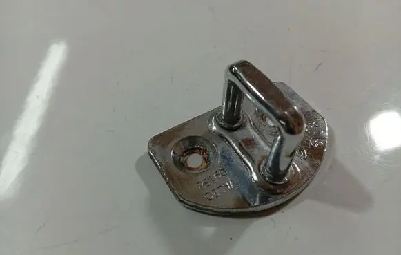 Renault Laguna III Rear door lock loop/hook striker 219250D
