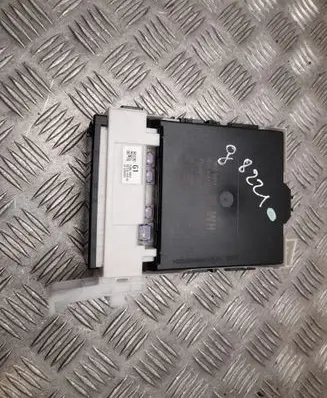 Toyota Yaris Cross Comfort/convenience module 89221K0020