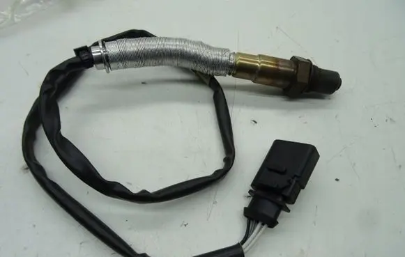 Volkswagen Golf VII Lambda probe sensor 06K906262D