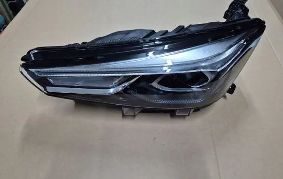 Mazda 5 Headlights/headlamps set 