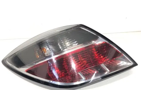 Rear/tail lights