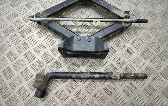 Land Rover Range Rover Evoque L538 Lift Jack 