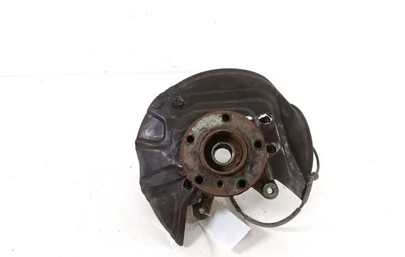 BMW X3 E83 Front wheel hub