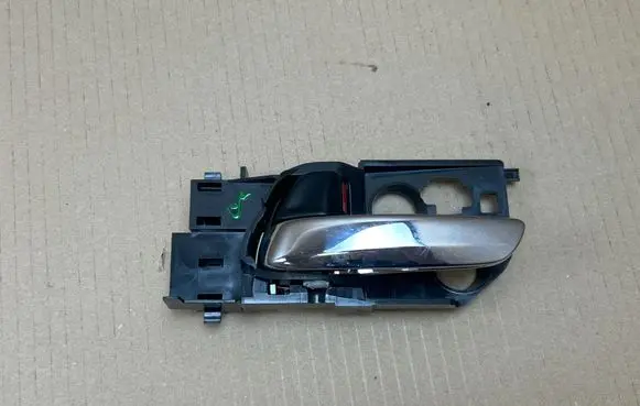 Honda HR-V Rear door interior handle trim