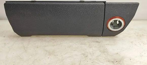 Car ashtray