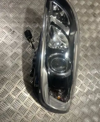 Volvo V60 Headlight/headlamp 31420253 89908937 89907127