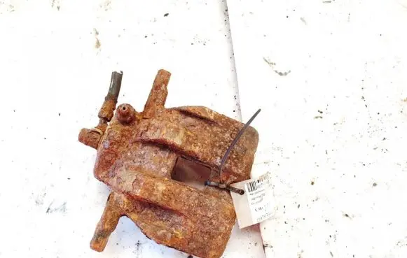 Suzuki Grand Vitara II Front brake caliper