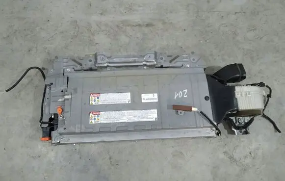 Toyota Auris E180 Hybrid / electric car battery G951012020