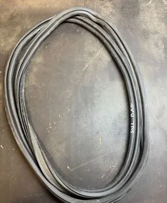 Jeep Grand Cherokee WL Trunk rubber seal (body)