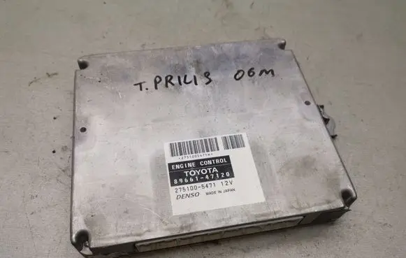 Toyota Prius (XW20) Engine control unit/module 8966147120 2751005471