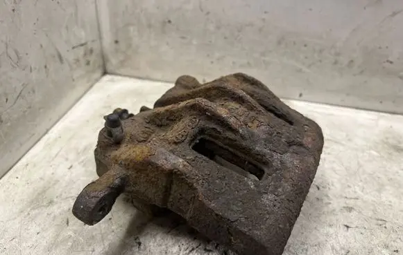 Hyundai Santa Fe Front brake caliper