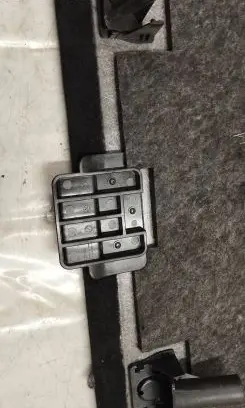 Trunk/boot floor carpet liner
