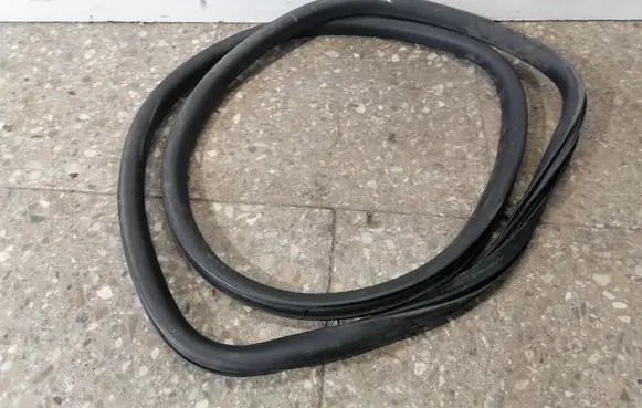 Seat Leon (5F) Rear door rubber seal (on body) 5F4867367