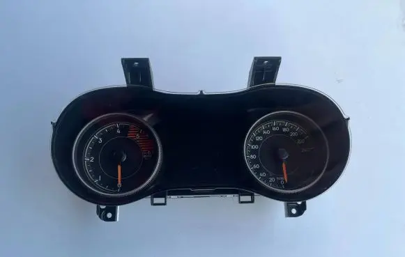 Jeep Cherokee Speedometer (instrument cluster) p68379589AD A2C80949600