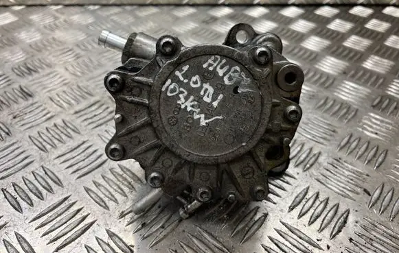 Audi A4 S4 B7 8E 8H Vacuum pump 03G145209