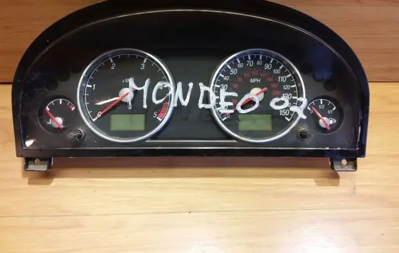 Ford Mondeo Mk III Speedometer (instrument cluster) 117F10849HE 512895