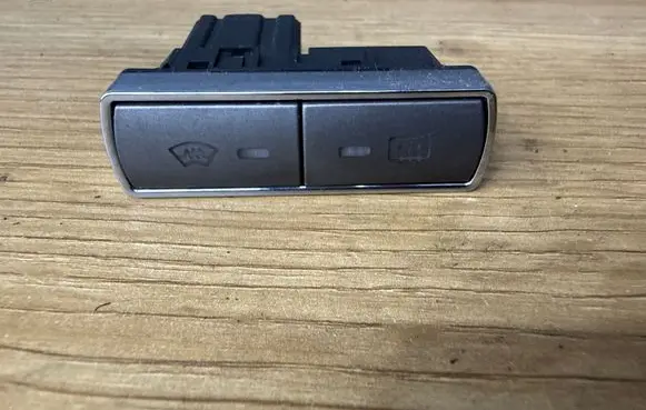 Ford Mondeo MK IV Windscreen/window heater switch 6M2TALRYA 6M2T18K574AC