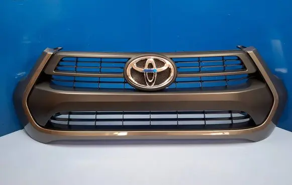 Toyota Hilux VIII Front bumper upper radiator grill 531000KJ91 531000KT21 531110K380