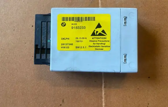 BMW 5 E60 E61 Center console control module 9183233