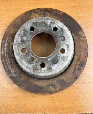 BMW X1 E84 Rear brake disc 6864901