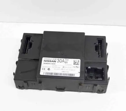 Nissan Pathfinder R51 Central body control module 5WK48922 284B2EB30A
