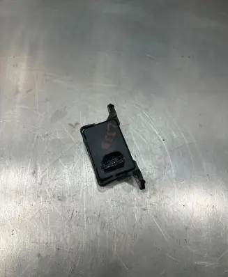 Suzuki Grand Vitara II ESP acceleration yaw rate sensor 3394565J00 D977B24Q0S 06211702803