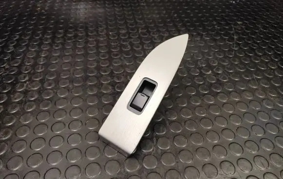 Nissan Murano Z51 Electric window control switch 25411JD000