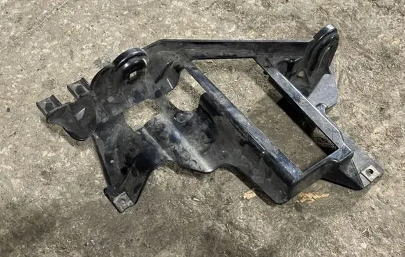 BMW X5 E53 Headlight/headlamp mounting bracket 224567