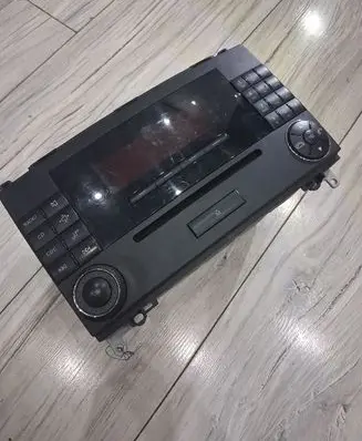 Mercedes-Benz A W169 Radio/CD/DVD/GPS head unit A1698700689