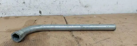Skoda Octavia Mk2 (1Z) Wheel nut wrench 4D0012219A
