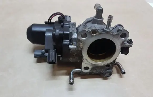 Toyota Prius (XW20) Throttle valve 8945230150