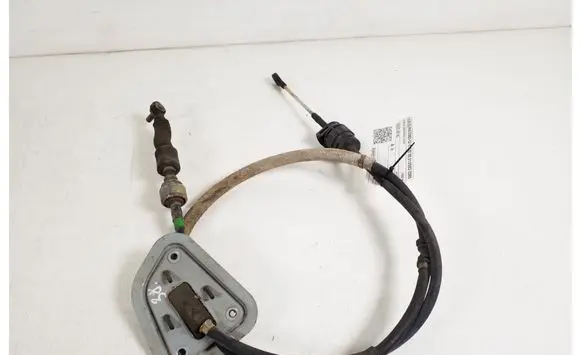 Lexus RX 330 - 350 - 400H Gear shift cable linkage 33820-48140